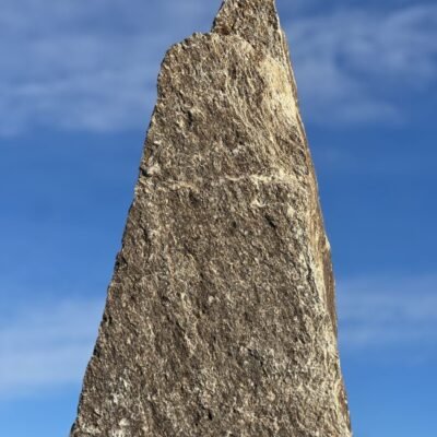 MONOLITHE GNEISS TONNE